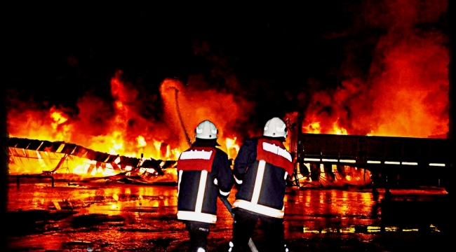 Mersin Tarsus'ta Korkutan Yangın