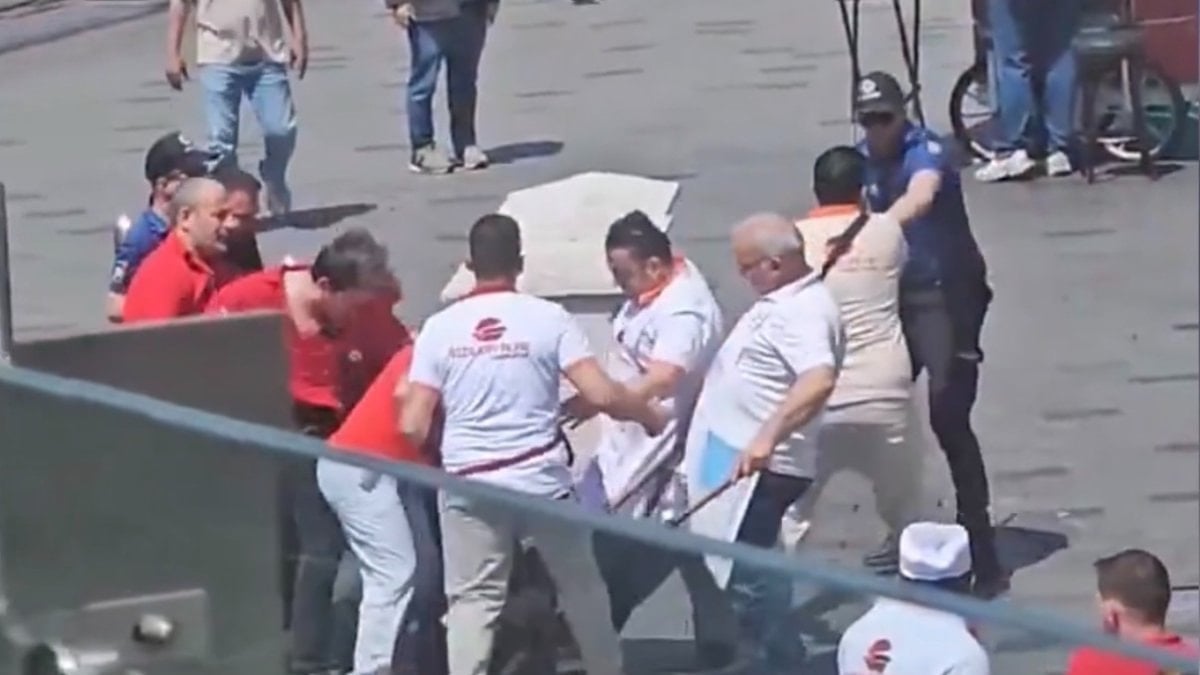 İstanbul'da esnaftan meydan dayağı