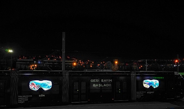 Kocaeli'de tramvaylar su altı dünyasına dönüştü