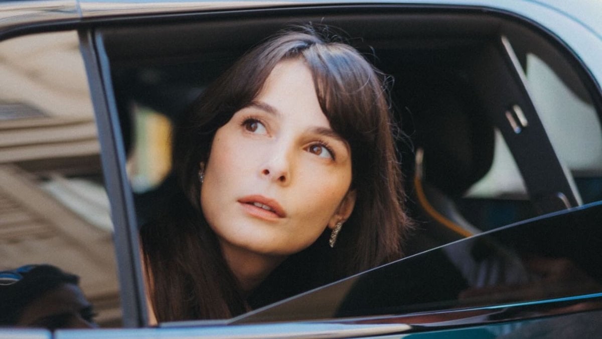 Eşref Rüya'nın Çiğdem'i Büşra Develi Cannes'da