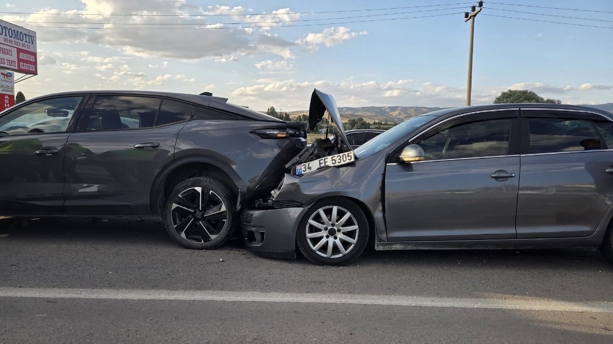 Ankara'da zincirleme kaza: 5 yaralı