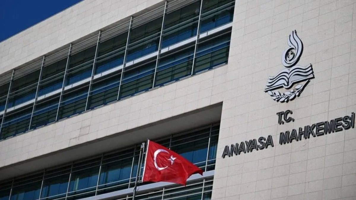AYM'den Madımak davası için tazminat kararı