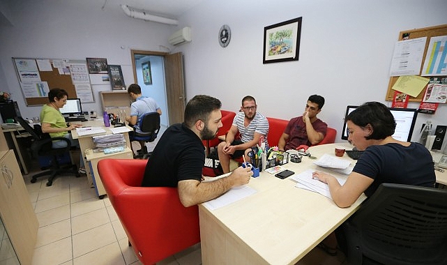 Karşıyaka Belediyesi'nden öğrencilere tercih desteği