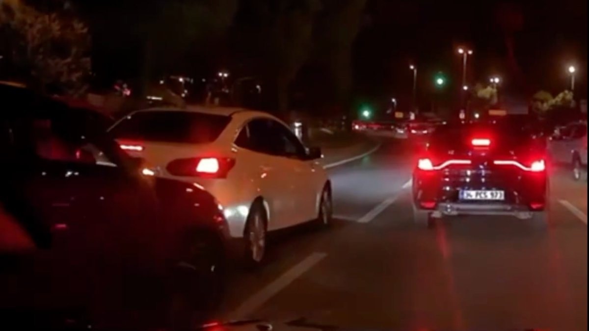 Kartal'da makas atan sürücü zincirleme kazaya sebep oldu