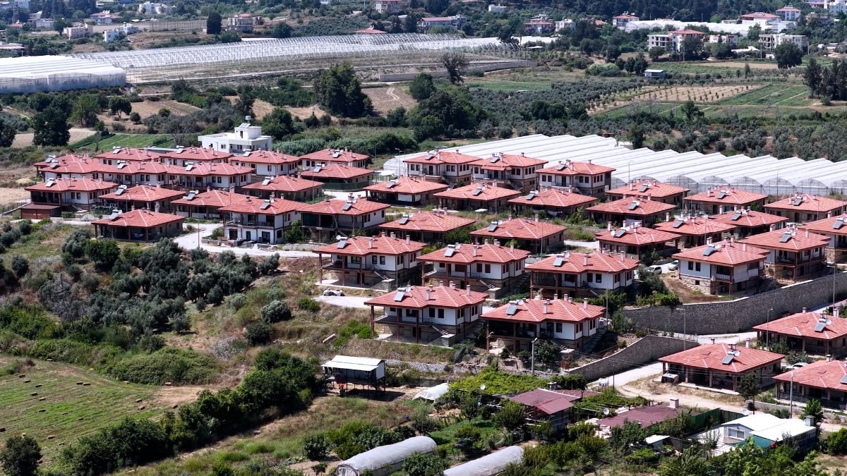 Murat Kurum paylaştı: Manavgat yangınının izlerini birlikte sildik