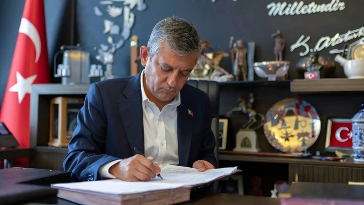 Yeni Parti, CHP'den ayrılarak kurulan ilk parti değil