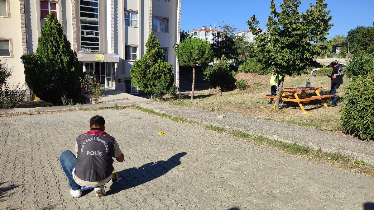 Edirne'de emekli polisin vurduğu komşusu hayatını kaybetti: Eşinin hayati tehlikesi sürüyor