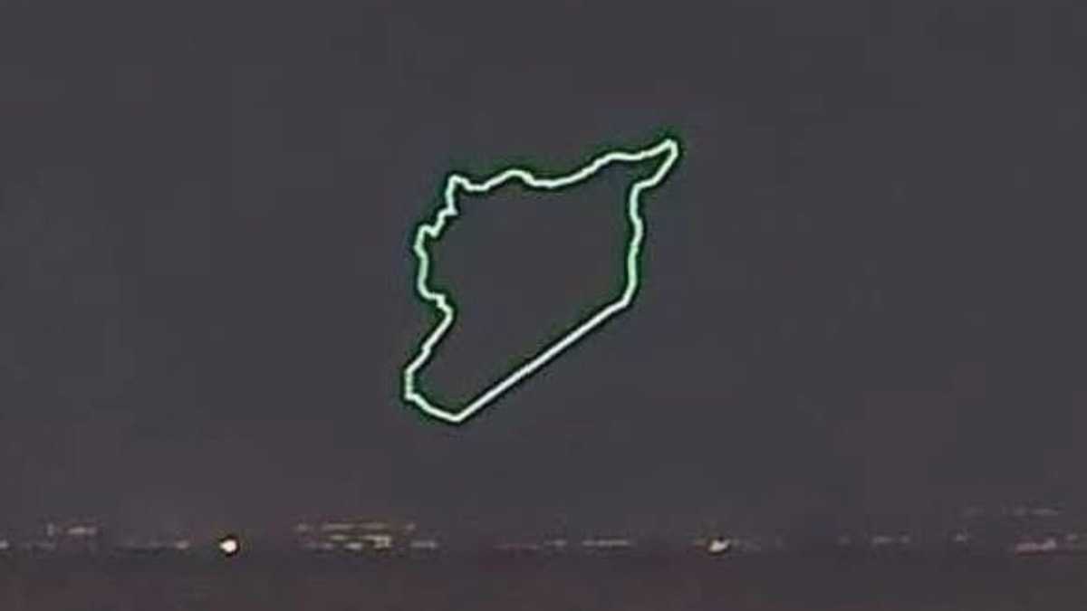 İsrail'in vurduğu askeri hava üssünde İHA'larla Suriye haritası çizildi