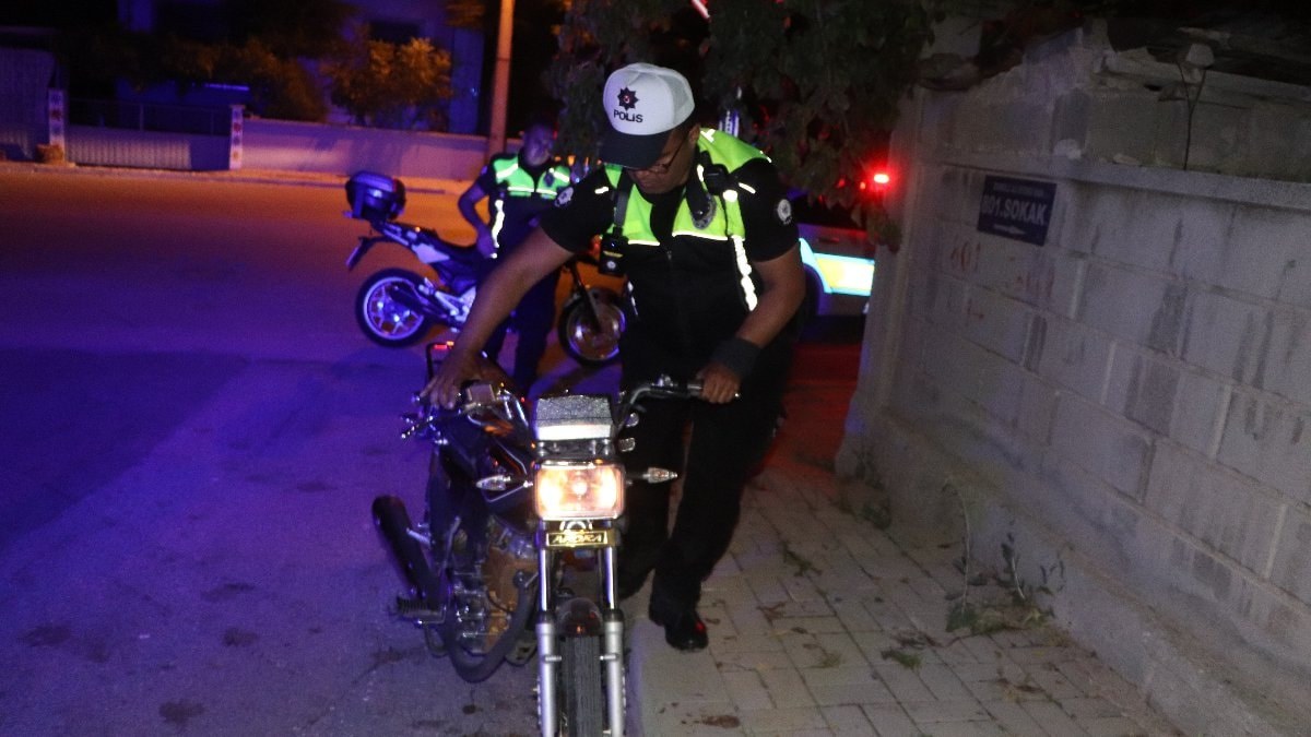 Karaman'da 'dur' ihtarına uymayan motosikletliye 402 bin TL ceza