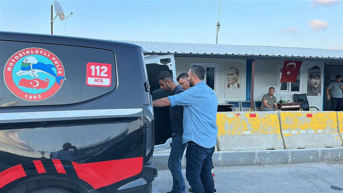 Kütahya'da kundaklama şüphelisi korsan takside yakalandı