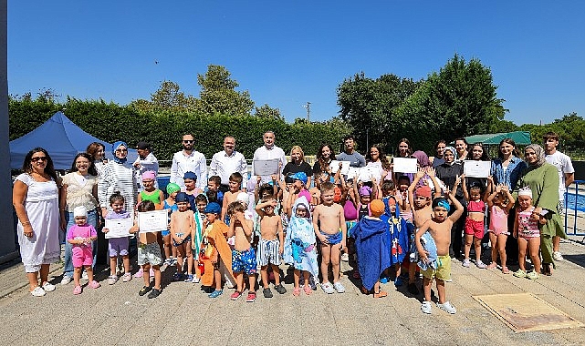 Osmangazi'de Yüzme Eğitimi Sertifikayla Taçlandı
