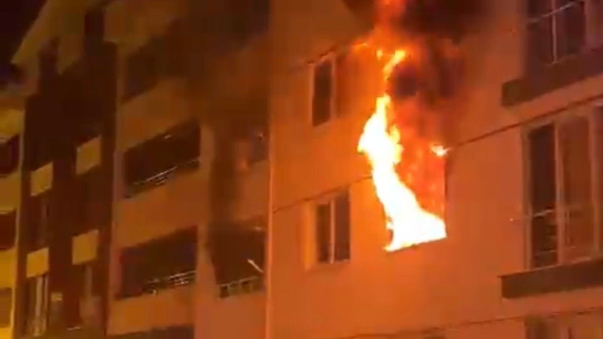 Tokat'ta apartman yangını: Mahsur kalanlar kurtarıldı