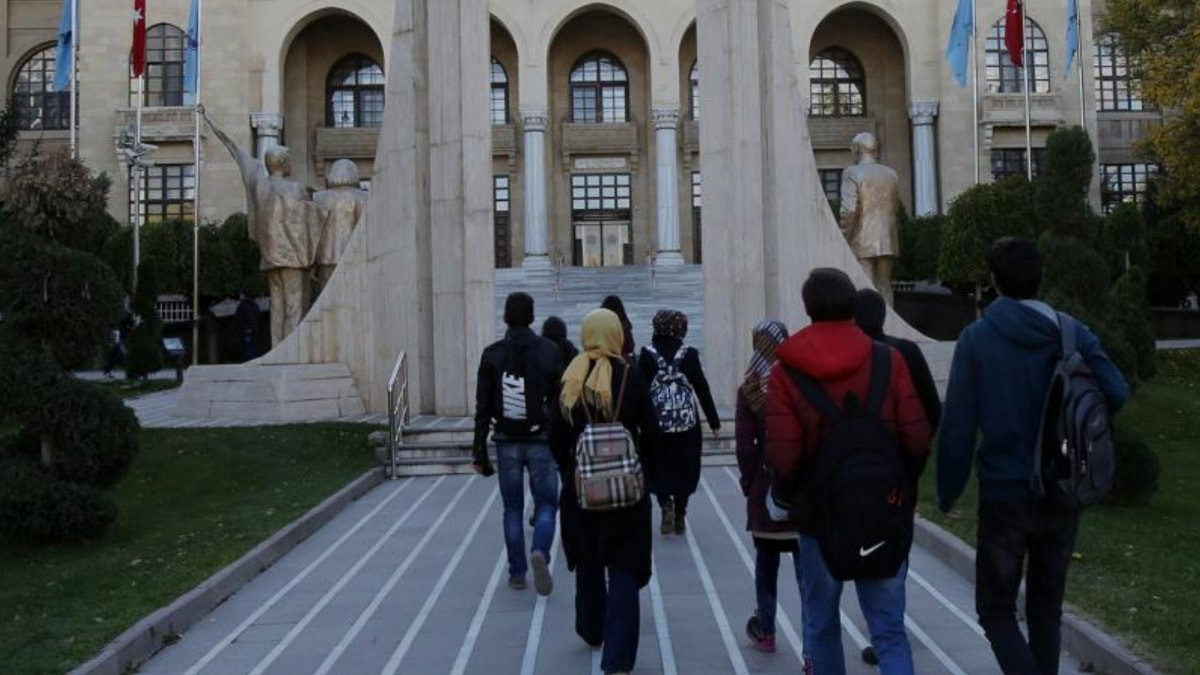 Üniversiteye yerleştirmede en başarılı liseler: Sosyal bilimler zirvede yer aldı