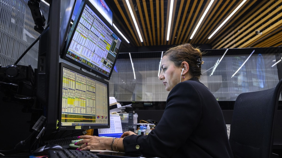 BIST 100, haftayı yüzde 8,18 düşüşle tamamladı