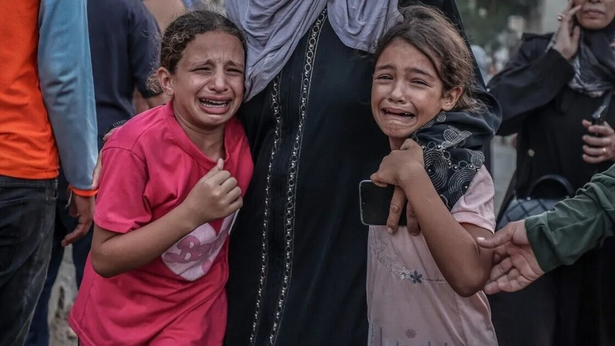 İsrail Gazze'de çocukları öldürüyor