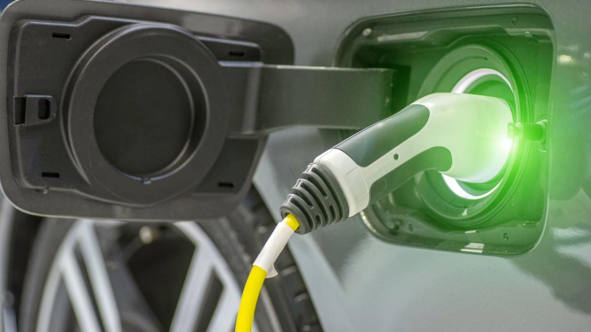 Trafikteki elektrikli otomobil sayısı 472 bini geçti