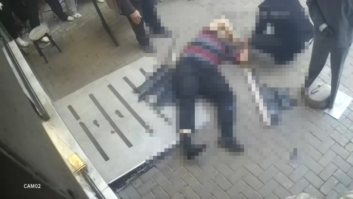 Bursa'da yavru kediyi kurtarmak isterken 3’üncü kattan düşüp öldü