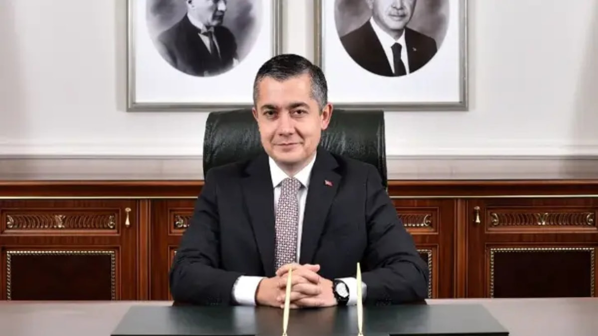 Esenyurt'ta kayyum Can Aksoy görevden alındı