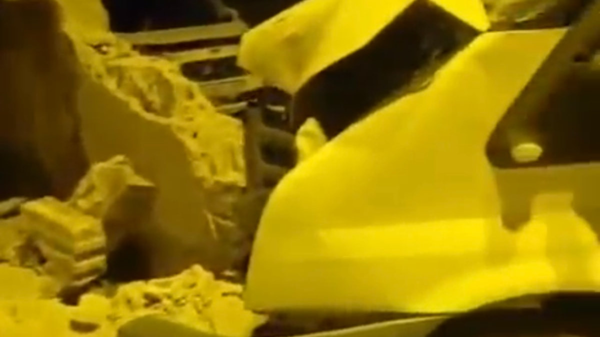 Muş’ta pikabın bahçe duvarına çarpması sonucu 6 kişi yaralandı